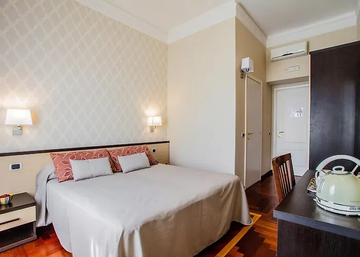 Konukevi Domus Palatina 4*